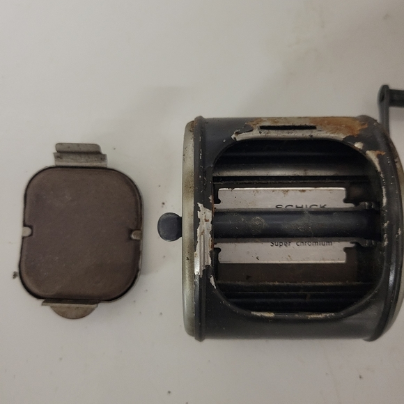 Vintage Razor Blade Stropper - Picture 5 of 9